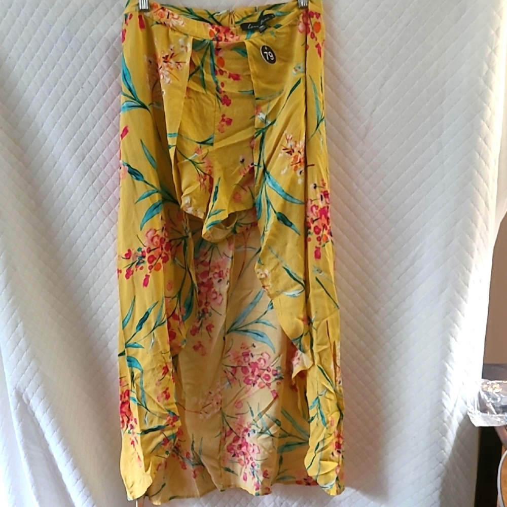 #79 Love Tree Yellow and Turquoise Skirt/Shorts Sz L